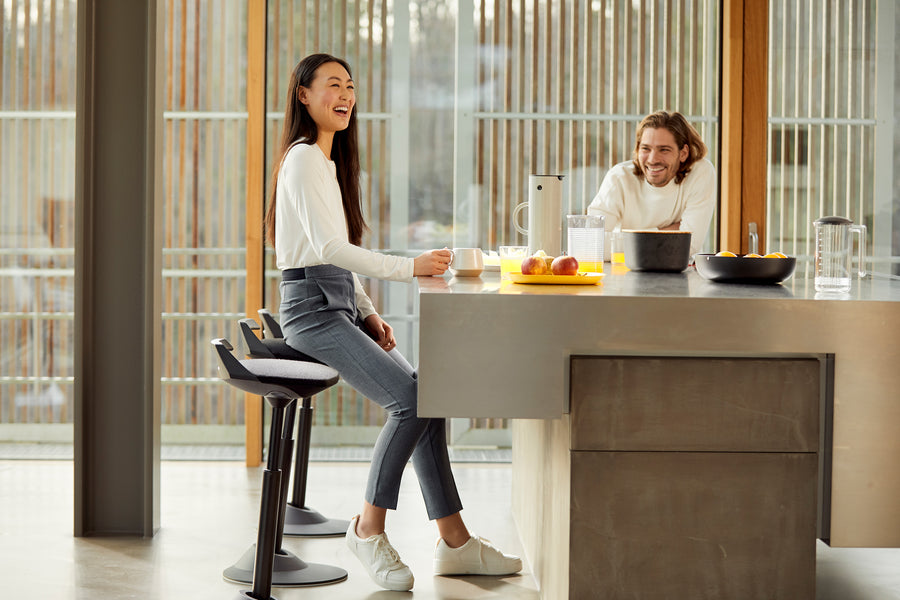 Muvman Active sit stand stool